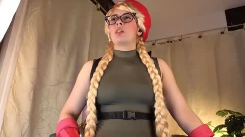 Snapshot of sophiadumont chatting on 08/01/26, 02:44 Sophia online show from 08/01/26, 02:44