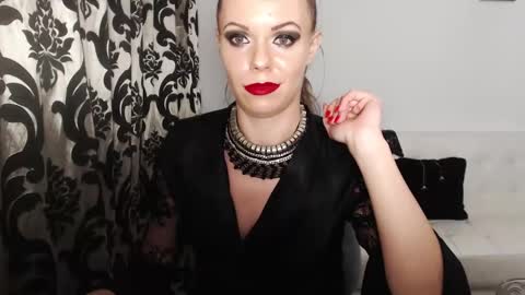Snapshot of sophiagrimms chatting on 12/02/24, 05:04 sOPHIAbRIMMS online show from 12/02/24, 05:04