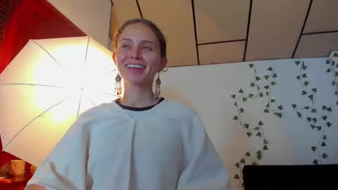 Snapshot of sophiamiller6 chatting on 03/22/26, 02:53 sophiamiller6 online show from 03/22/26, 02:53