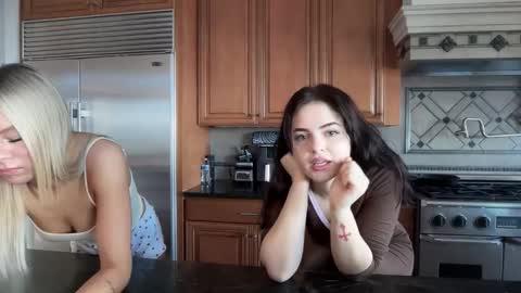 Snapshot of sophiarenae chatting on 01/14/26, 07:19 sophiarenae online show from 01/14/26, 07:19