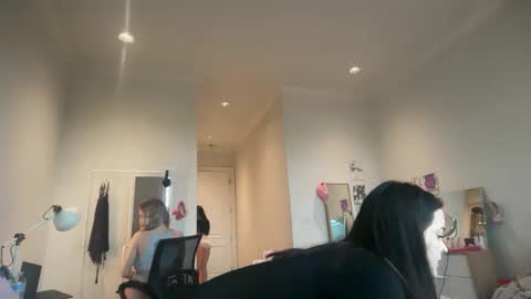 Snapshot of sophiarenae chatting on 01/15/26, 08:01 sophiarenae online show from 01/15/26, 08:01