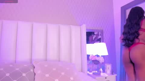 SophiaSmiths online show from 10/24/25, 07:21