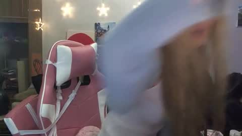 SophiaSonata online show from 11/28/25, 09:28