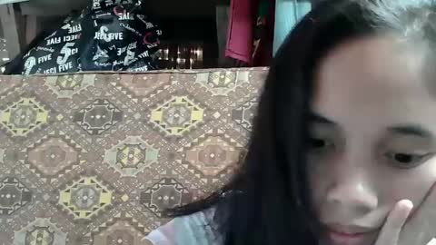 Snapshot of sophie_193 chatting on 03/09/25, 05:55 sophie_193 online show from 03/09/25, 05:55