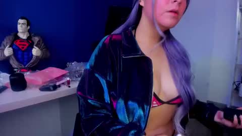  SOPHIE STORM  online show from 11/19/25, 11:54