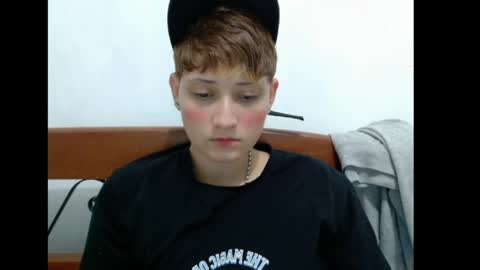 sophie online show from 05/10/26, 06:35