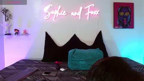Snapshot of sophie_foxx chatting on 04/08/26, 12:16 SOPHIE - FOXX online show from 04/08/26, 12:16