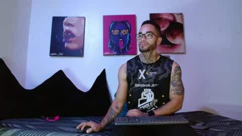 Snapshot of sophie_foxx chatting on 07/17/26, 12:01 SOPHIE - FOXX online show from 07/17/26, 12:01