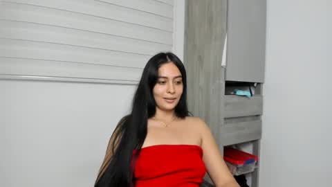 Snapshot of sophie_foxxx chatting on 10/23/25, 12:54 Sophie online show from 10/23/25, 12:54