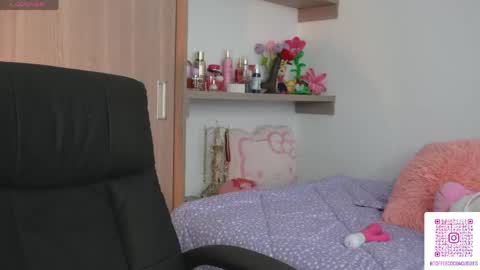 Sophie or Sof online show from 05/07/26, 08:58