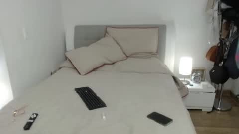 Snapshot of sophie_lopez1 chatting on 09/15/25, 03:17 Sofa online show from 09/15/25, 03:17