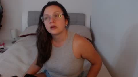 Snapshot of sophie_lopez1 chatting on 07/20/26, 04:16 Sofa online show from 07/20/26, 04:16