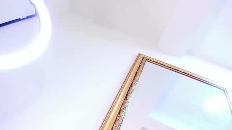 sophie_newton online show from 02/13/25, 03:24