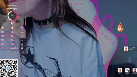 sophie_nomenal_ online show from 05/04/26, 05:20