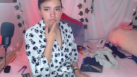 Sophie  online show from 01/20/25, 01:21