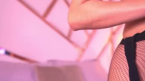 Sophie online show from 06/15/26, 05:04