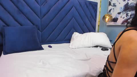 sophiebaker__ online show from 01/26/25, 02:14