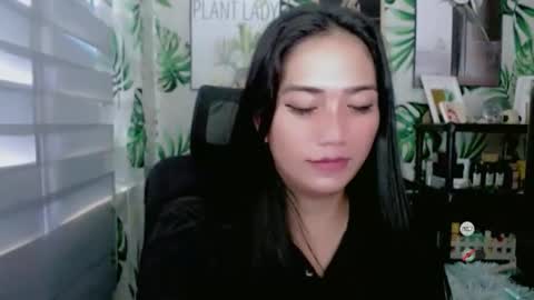 Sophie online show from 11/14/25, 10:51