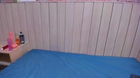 Snapshot of sophiebenson_ chatting on 12/02/24, 03:25 Sophie online show from 12/02/24, 03:25