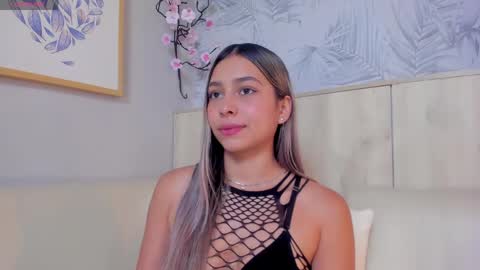 Sophie online show from 05/23/26, 01:48