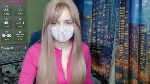 Snapshot of sophieblackwood chatting on 05/18/26, 09:37 Sophie online show from 05/18/26, 09:37