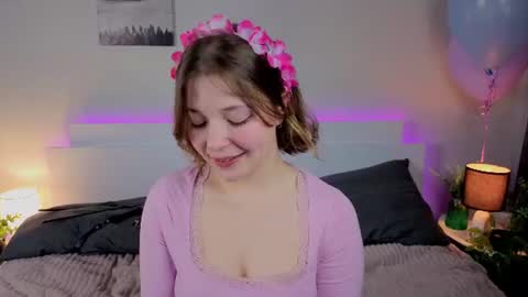 Snapshot of sophieblush chatting on 07/08/26, 06:07 Sophia online show from 07/08/26, 06:07