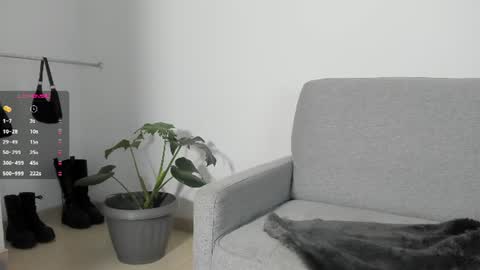 sophie  online show from 06/22/26, 07:33