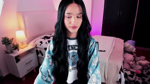 Snapshot of sophiecornett chatting on 02/01/25, 07:55    online show from 02/01/25, 07:55