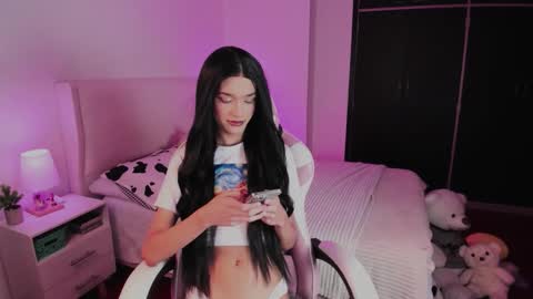 Snapshot of sophiecornett chatting on 10/11/25, 11:36    online show from 10/11/25, 11:36