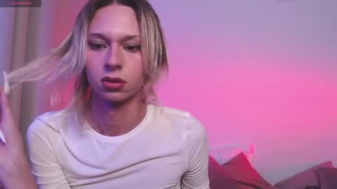 sophiediamond_x online show from 09/30/25, 07:52