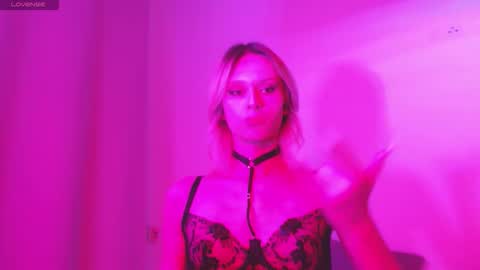 sophiediamond_x online show from 10/02/25, 07:43