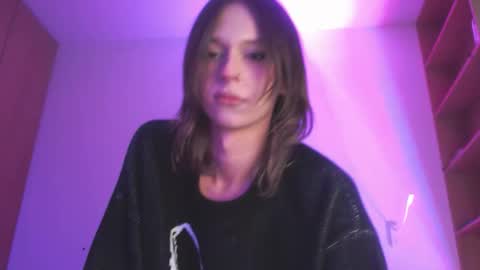 sophiediamond_x online show from 11/25/25, 01:44