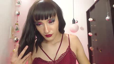 Sophie online show from 12/21/24, 09:04