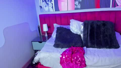 Sophie online show from 03/03/25, 05:50