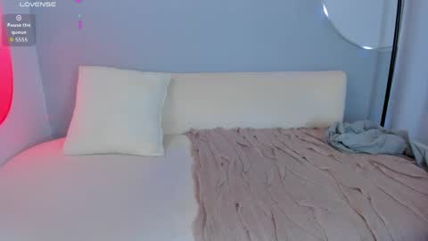 Sophie online show from 06/06/26, 11:09
