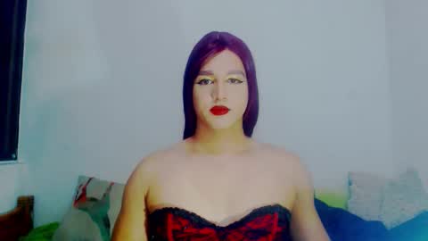Snapshot of sophiehillsxo chatting on 03/24/26, 03:22 sophiehillsxo online show from 03/24/26, 03:22