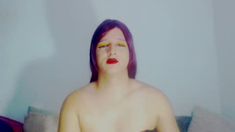 Snapshot of sophiehillsxo chatting on 03/26/26, 03:34 sophiehillsxo online show from 03/26/26, 03:34