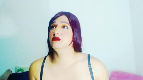 Snapshot of sophiehillsxo chatting on 03/28/26, 04:45 sophiehillsxo online show from 03/28/26, 04:45
