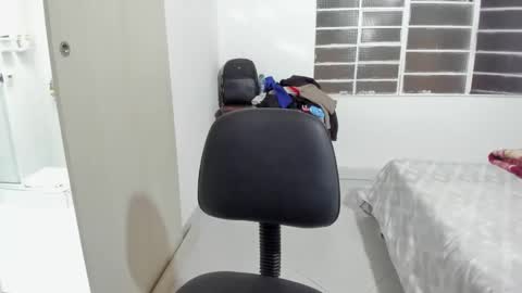 Snapshot of sophielatina chatting on 03/16/26, 05:35 Sophia online show from 03/16/26, 05:35