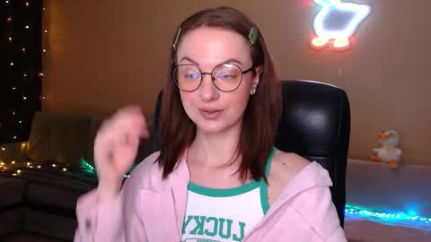 Snapshot of sophieleroux chatting on 02/23/26, 07:06 sophieleroux online show from 02/23/26, 07:06