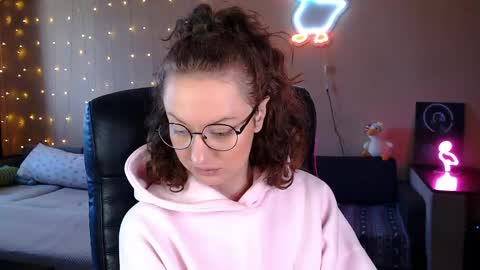 sophieleroux online show from 04/27/26, 11:52