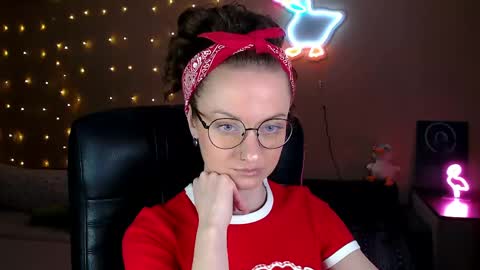 sophieleroux online show from 04/30/26, 08:57