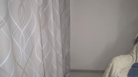 Sophiemisss online show from 12/14/25, 10:42