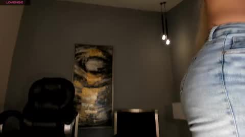 Sophie  Palmer online show from 09/10/25, 10:48