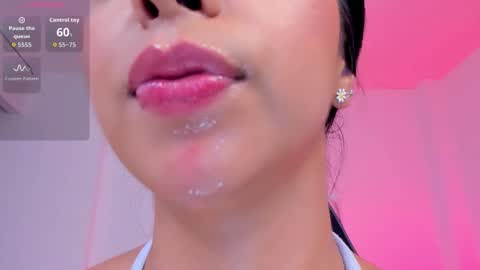 sophierooy online show from 12/14/25, 02:06