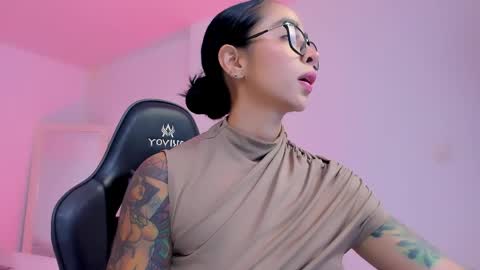 sophierooy online show from 05/03/26, 01:11