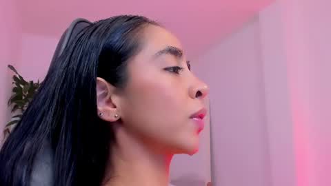 Snapshot of sophierooy chatting on 07/28/26, 12:48 sophierooy online show from 07/28/26, 12:48