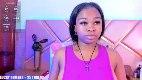 Sophie online show from 06/15/26, 12:29