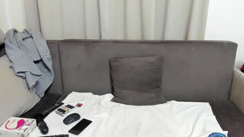 Sofia online show from 03/04/25, 01:49