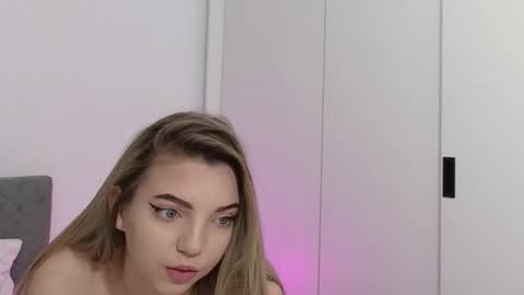 SophieWild online show from 02/04/26, 05:35